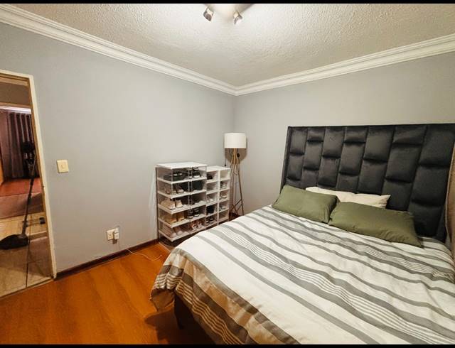 2 BEDROOM SECTIONAL TITLE FOR SALE IN NIEUW MUCKLENEUK